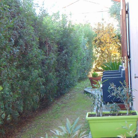 La Contea Bed and Breakfast SantʼAnna Arresi Εξωτερικό φωτογραφία