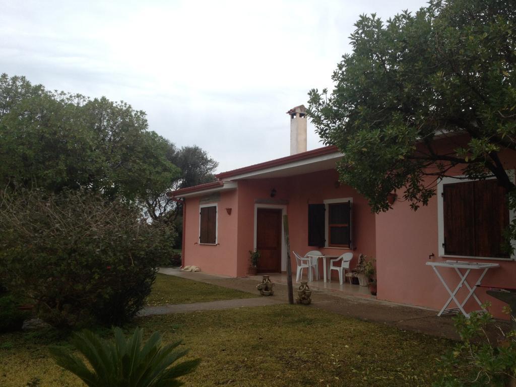 La Contea Bed and Breakfast SantʼAnna Arresi Εξωτερικό φωτογραφία