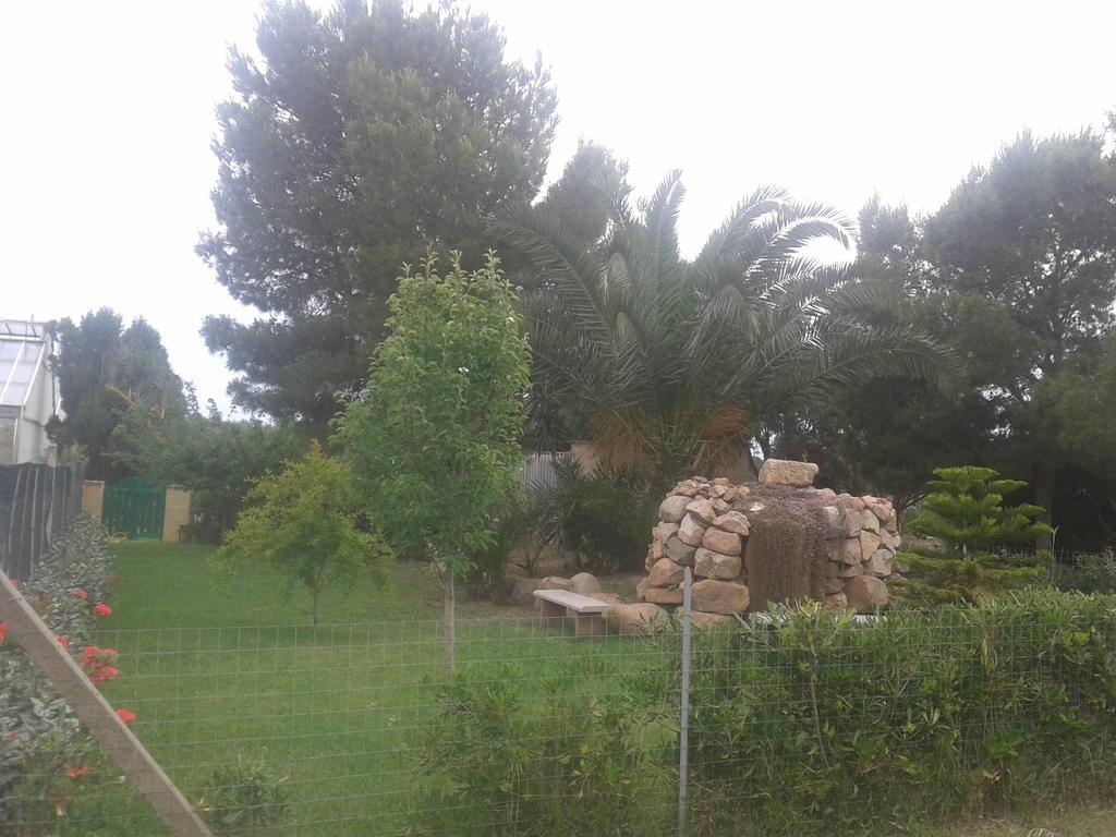 La Contea Bed and Breakfast SantʼAnna Arresi Εξωτερικό φωτογραφία